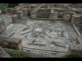 00306 ostia - regio ii - insula ii - terme dei cisiarii (ii,ii,3) - frigidarium (2, c) - mosaik - blick nach sueden.jpg